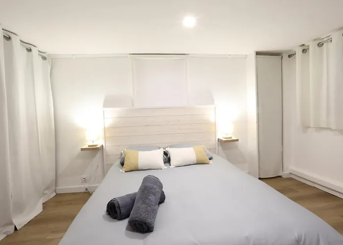 T2 Avec Terrasse / 10mn Grande