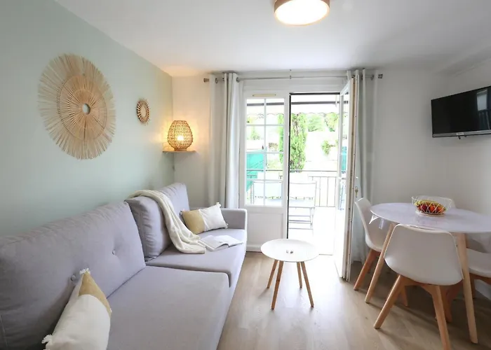 T2 Avec Terrasse / 10mn Grande Appartement Royan