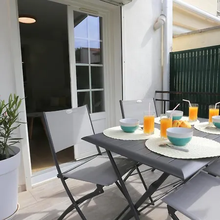 T2 Avec Terrasse / 10mn Grande Apartment